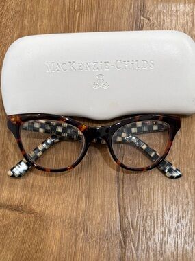 Mackenzie Childs Check Reading Glasses x 1.55
